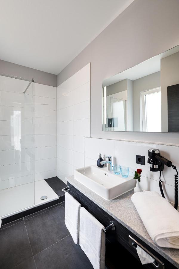 Herzl Hotel Bei Erding Forstern Екстериор снимка