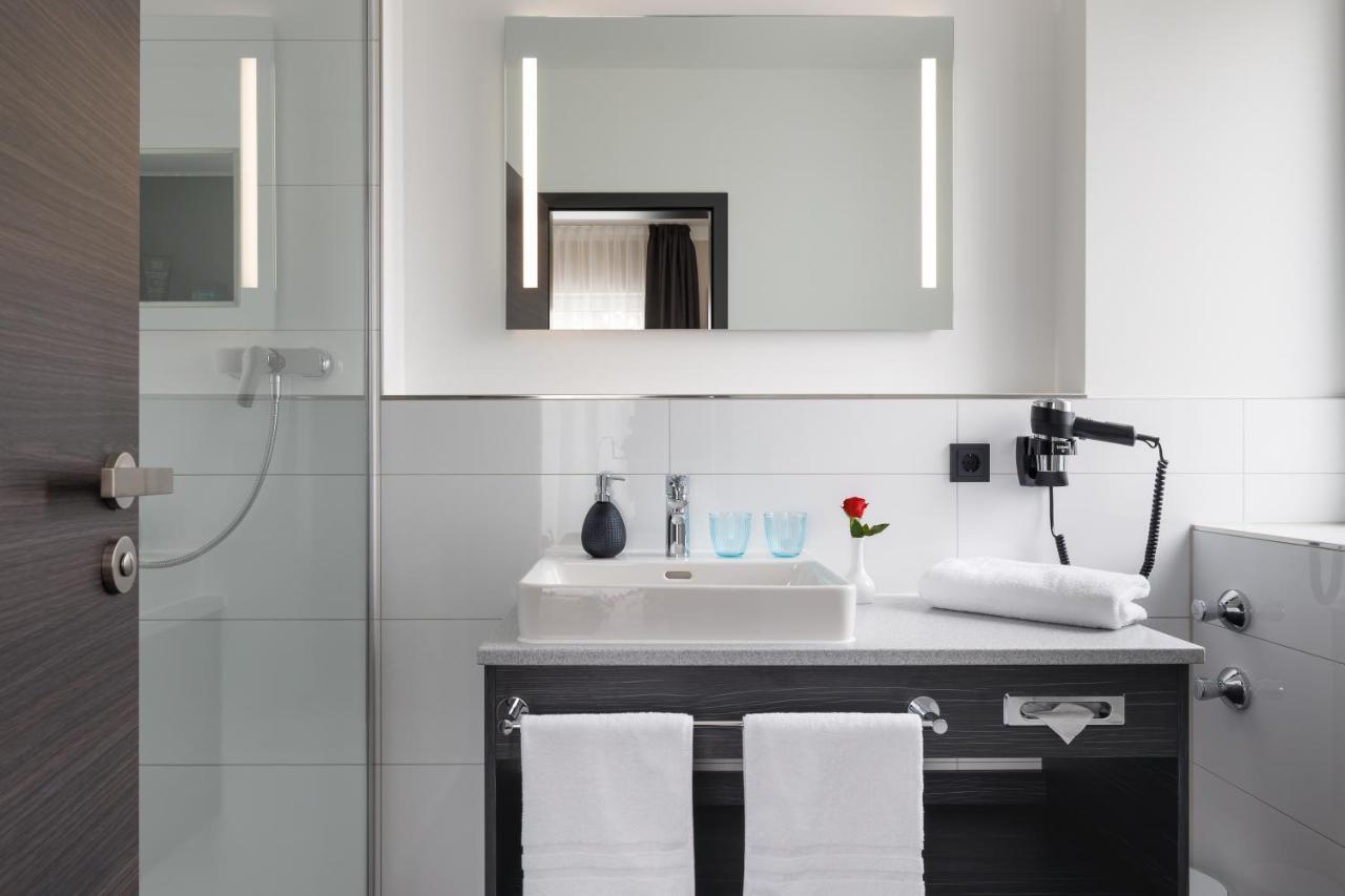 Herzl Hotel Bei Erding Forstern Екстериор снимка